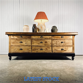 Drapers Counter / Kitchen Island