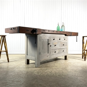 Portuguese Workbench