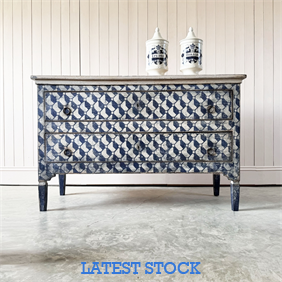 Painted Italian Chest of Drawers