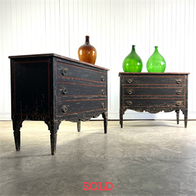 Pair of Italian Chest of Drawers