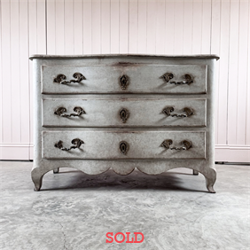 Painted Italian Chest of Drawers