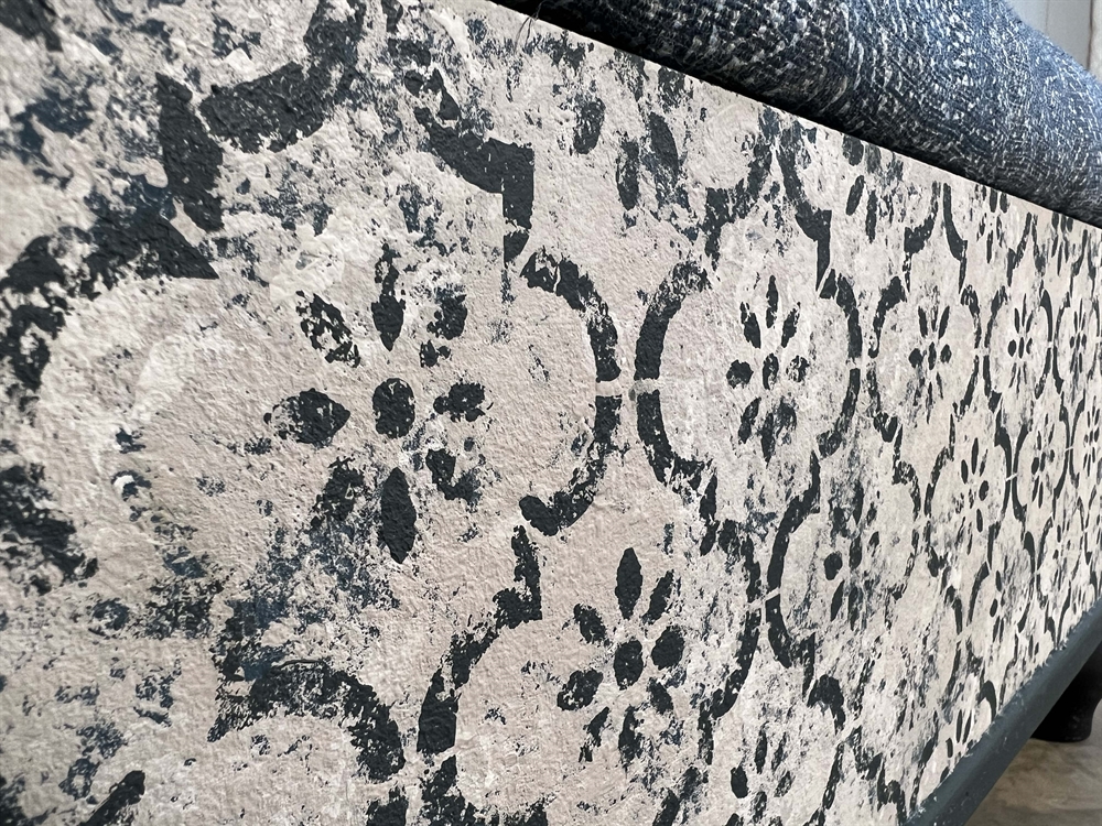 Fermoie Upholstered Ottoman - Image 6