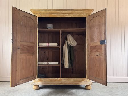 C18th French Cupboard