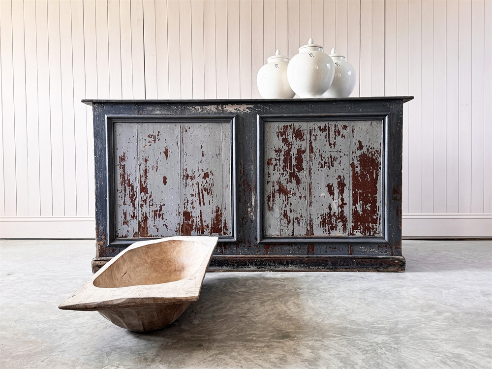 French Counter / Island