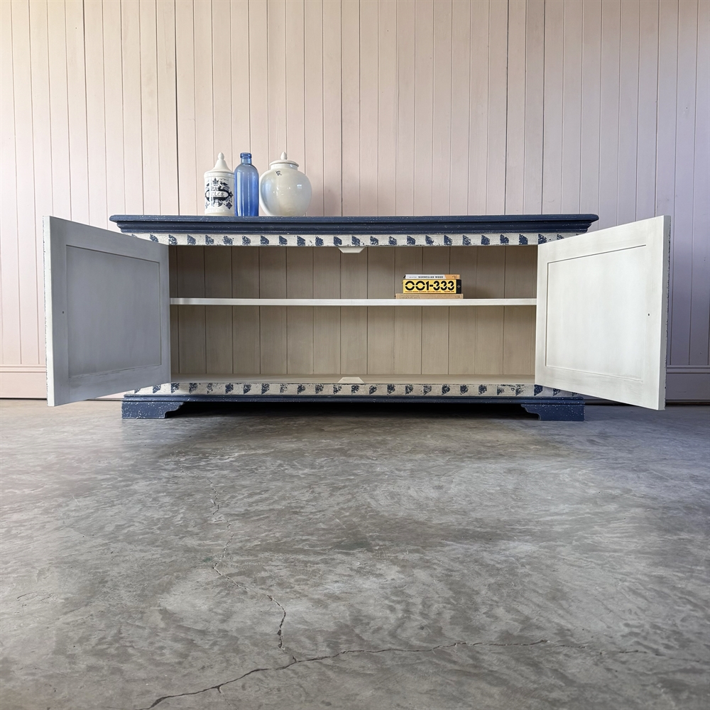 Stiffkey Blue Chevron Sideboard - Image 5