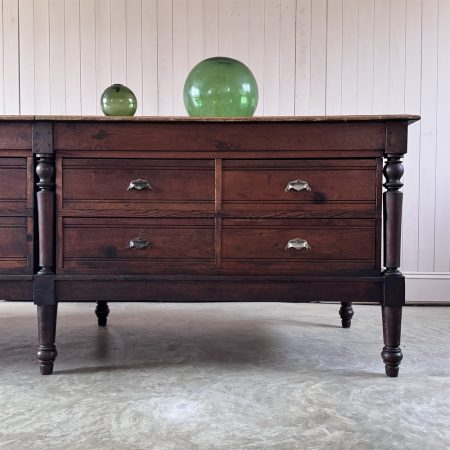 Drapers Table / Kitchen Island