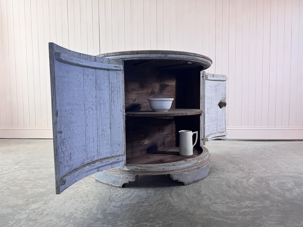 Bow Fronted Italian Cupboard