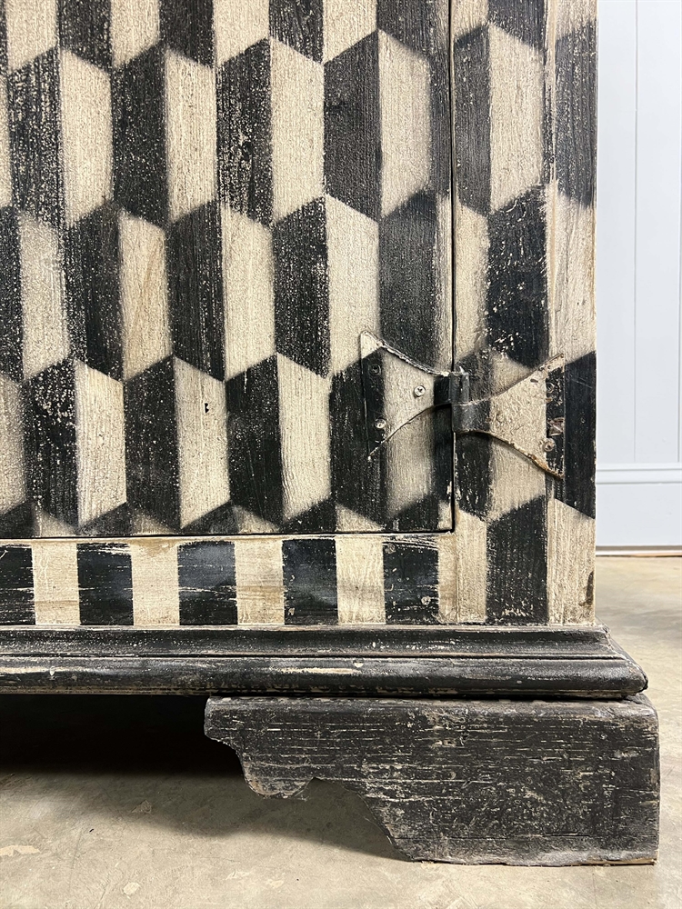 Harlequin Painted Cupboard - Image 3