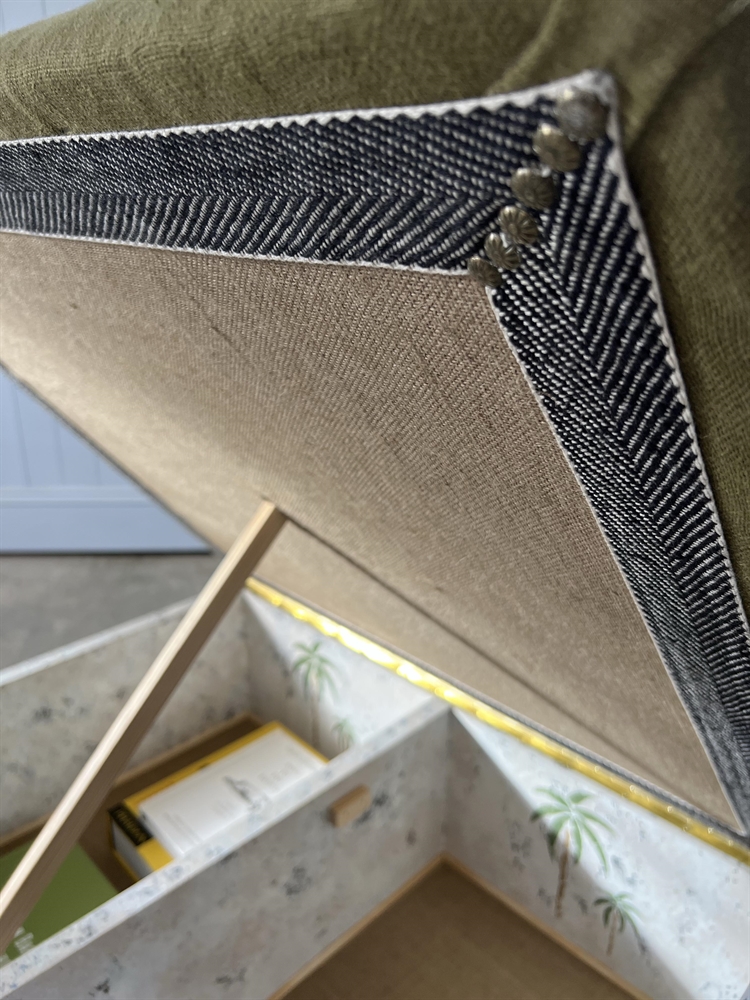 Palm Tree Footstool - Image 12