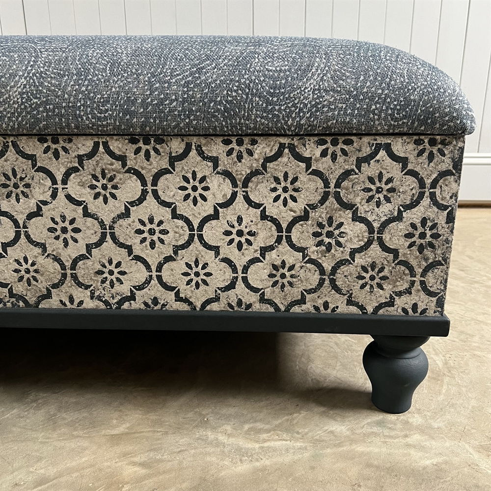 Fermoie Upholstered Ottoman - Image 11