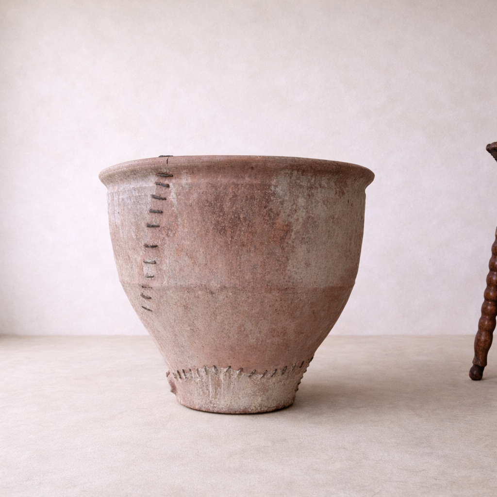 Spanish Stitched Cosi Pot - Image 13