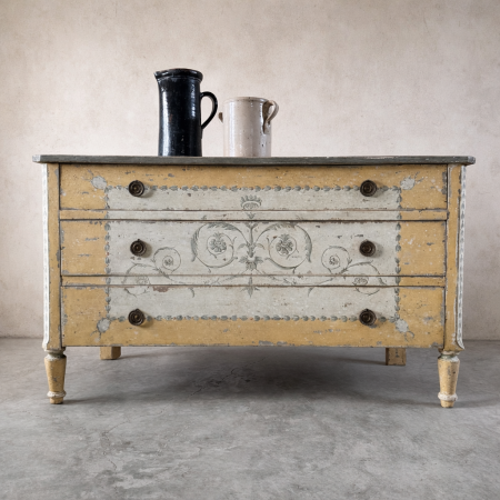 C19th French Chest of Drawers